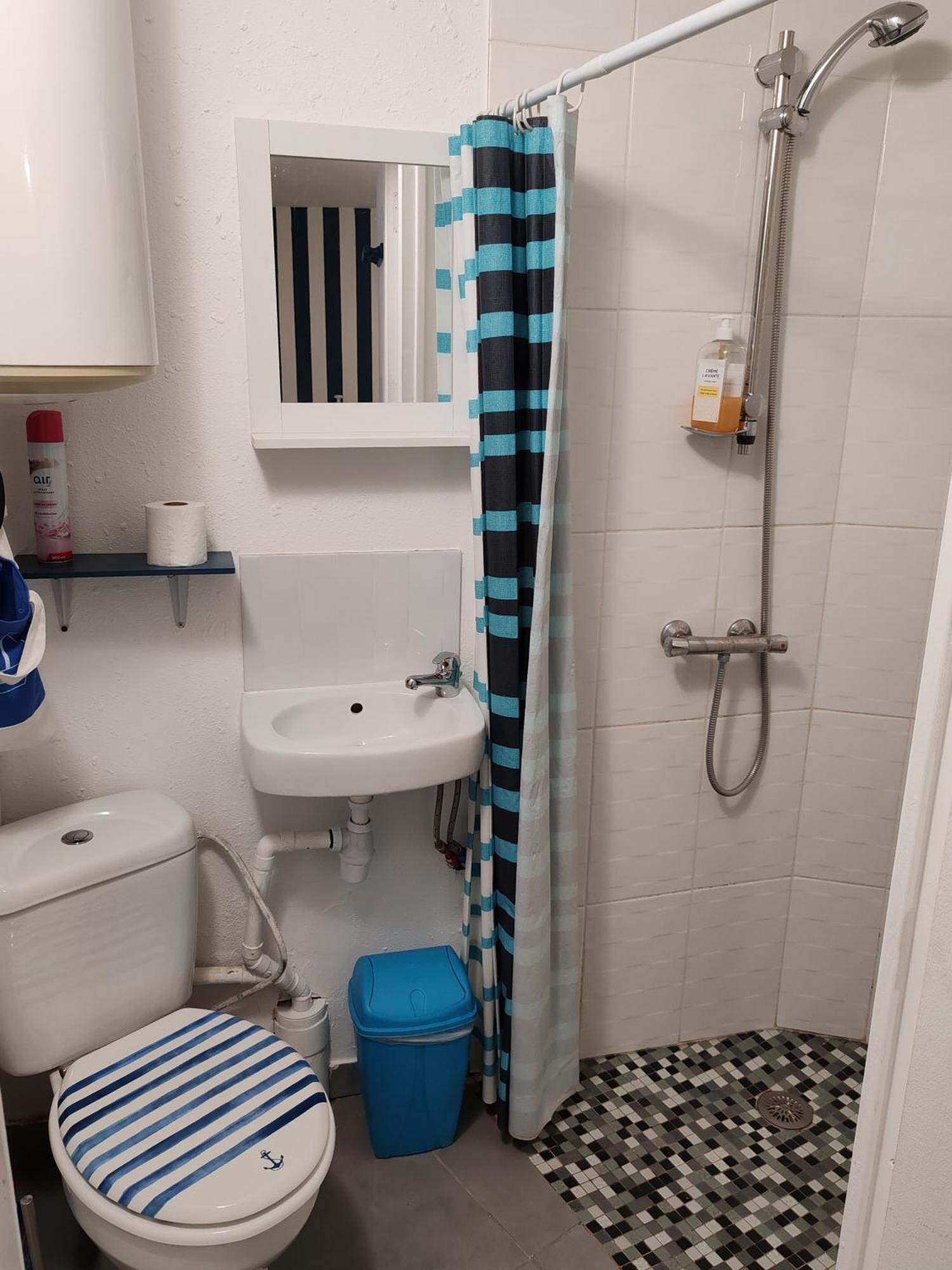 Appartement Joli T2 Ambiance Nautique Climatise Et Bien Situe à Marseillan  Extérieur photo